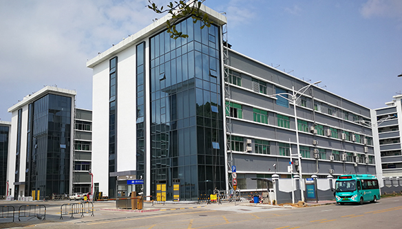 鼎湖智慧园区幕墙维修