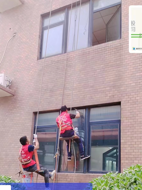 鼎湖承接各类窗户玻璃维修